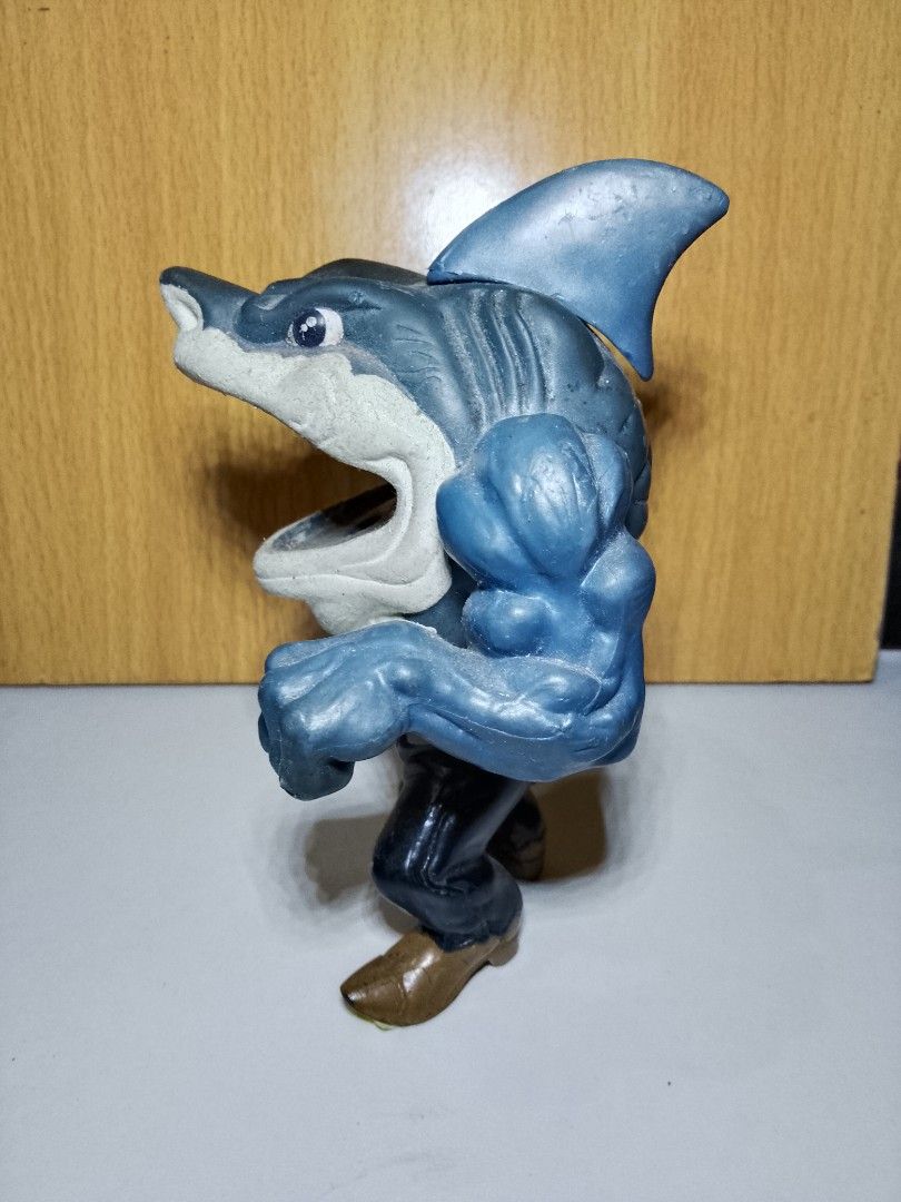 Vintage Streetsharks Ripster Mattel (Category: Action & Battle Toys) located in San Pedro. Submitted by verge123 (Listing ID 1459603781, Image 2). Description: loose used authentic gawang mattel issues: walang ngipin, paint scratches loose joints esp sa right ar. Mattel bawal na bawal sa Maselan at maarte.