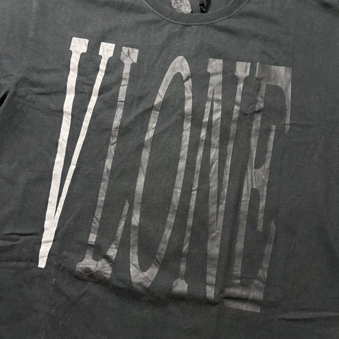 Vlone Shirt (Category: Tshirts & Polo Shirts ) located in Tayabas. Submitted by tayabaskartell (Listing ID 1459618050, Image 2). Description: .