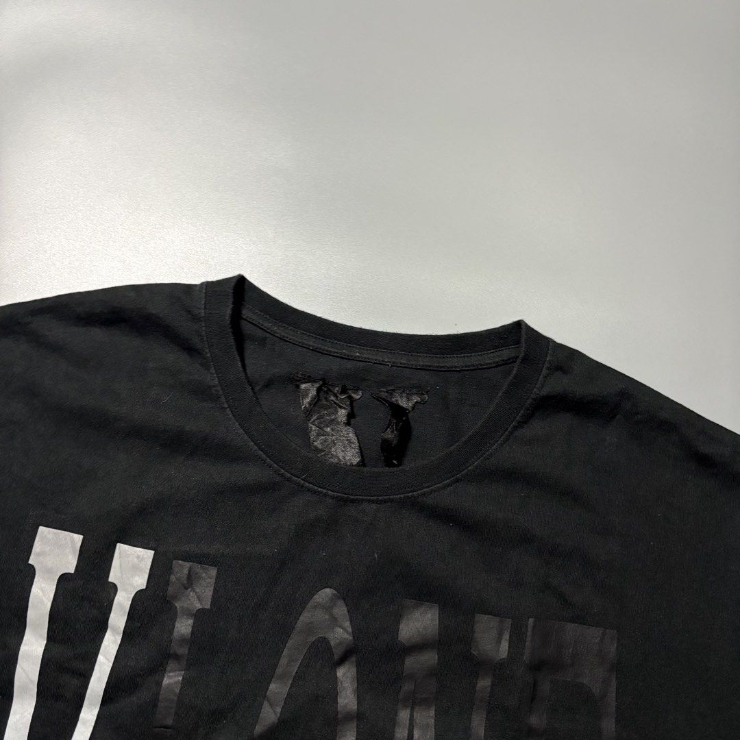 Vlone Shirt (Category: Tshirts & Polo Shirts ) located in Tayabas. Submitted by tayabaskartell (Listing ID 1459618050, Image 3). Description: .