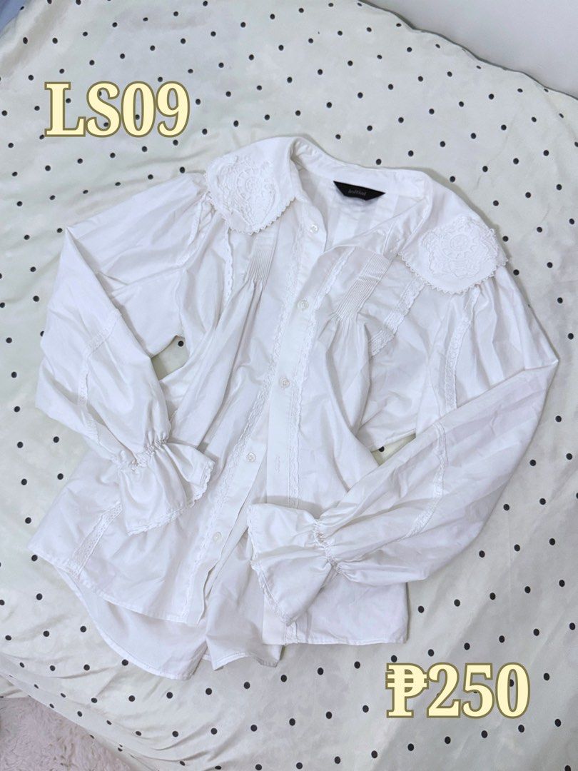 WHITE LONG SLEEVE PETERPAN COLLAR (SIZE M-L) (Category: Longsleeves) located in Manila. Submitted by keiibee (Listing ID 1459633424, Image 1). Description: ꒰ PRE-LOVED CLOTHES ꒱ All items are pre-loved, so please manage your expectations. ♡ ✶ I will send actual videos and close-up shots so you can check the overall condition of the item before purchasing. ✶ Please note that pre-loved items may have minor signs of use. Any noticeable flaws will be