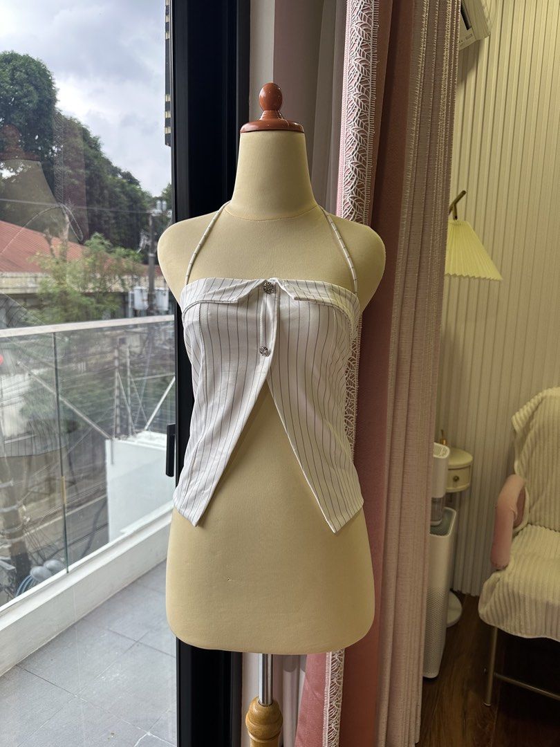 White Pinstripe Halter Neck Crop Top (Category: Sleeveless) located in Manila. Submitted by liangeanph (Listing ID 1459540757, Image 1). Description: Fits xs-small body frame.