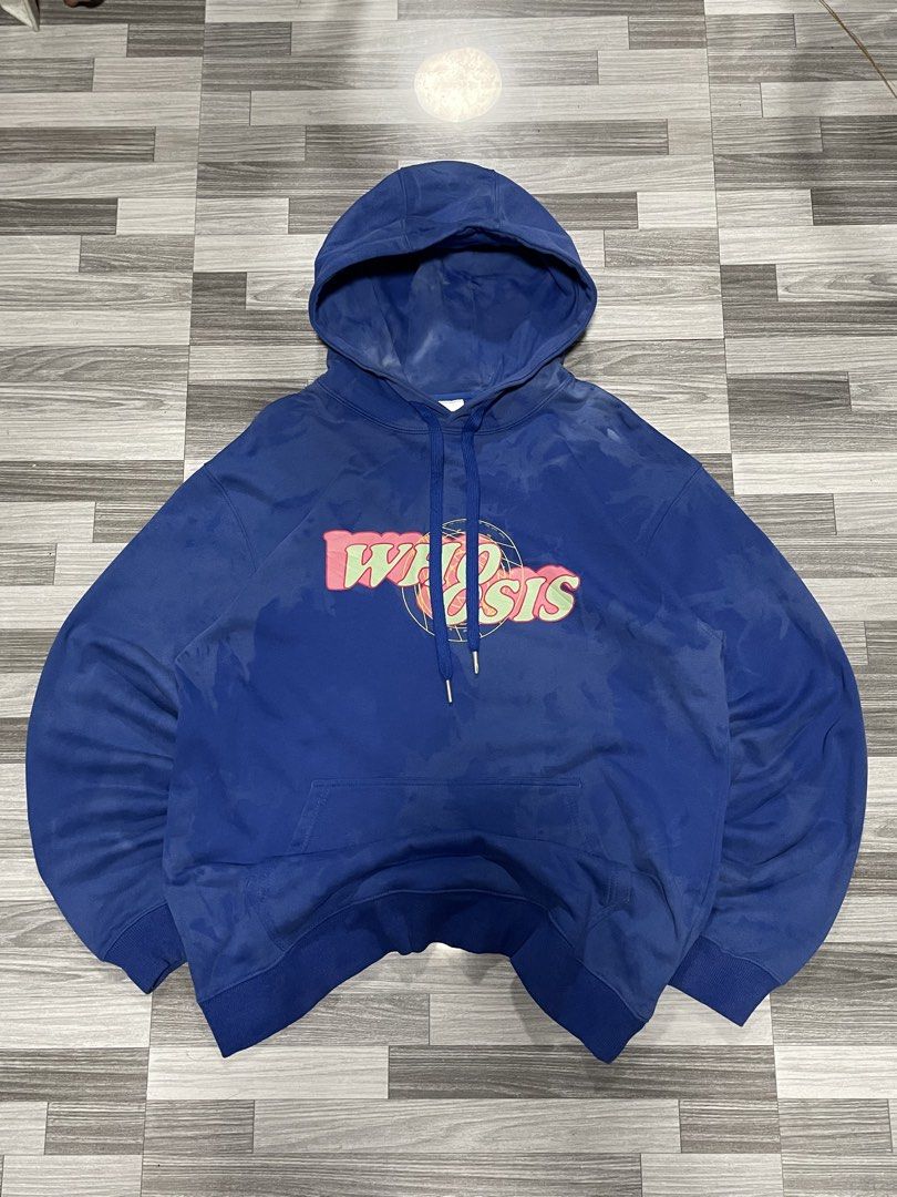 Whoosis Blue Washed Jacket Hoodie (Category: Coats, Jackets and Outerwear) located in Caloocan City. Submitted by thriftkidd2024 (Listing ID 1459652556, Image 1). Description: [ Whoosis Blue Washed Jacket Hoodie ] L on tag width: 23 length: 28 In Excellent condition 9.5/10 color rate no issue 550php Taguig cityy📍 Dm to purchase📥.