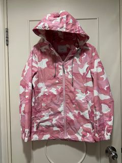 （分類：）位於 。 由 inimeg 提交（商品編號 1459526956，圖片 1）。簡介： 。