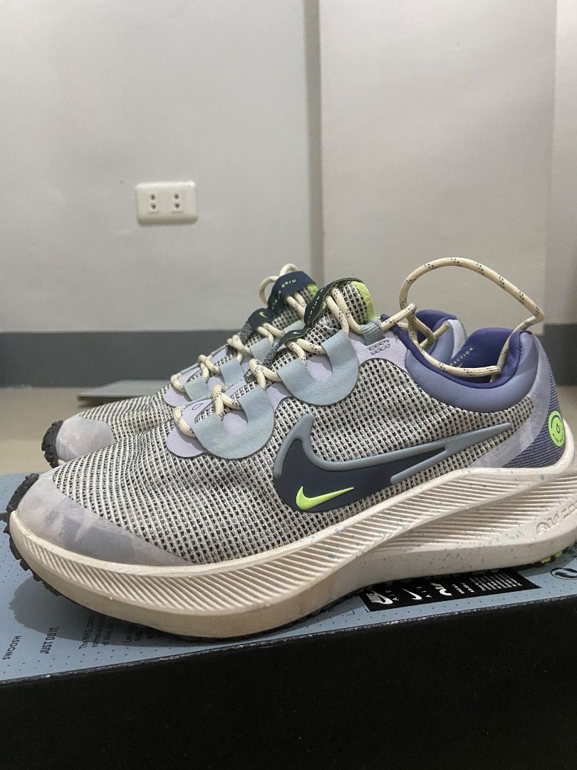 WMNS NIKE ZOOM WINFLO 8 SHIELD (Category: Shoe inserts) located in Caloocan City. Submitted by pamela_b (Listing ID 1459633166, Image 1). Description: .