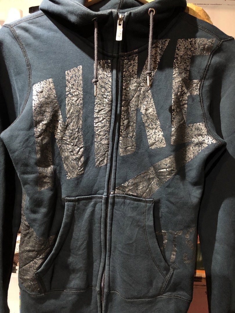 Womens Nike Zip up hoodie jacket (Category: Coats, Jackets and Outerwear) located in Manila. Submitted by talkshit-20 (Listing ID 1459668031, Image 2). Description: Womens Nike Zip up Hoodie jacket Size medium (17 width/ 24 length) Used.