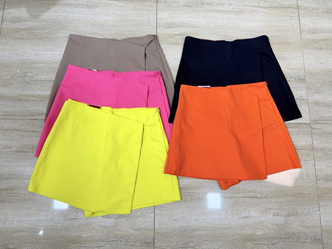 Women's Skorts - Multiple Colors Available (Category: Shorts) located in San Fernando. Submitted by mci.ph (Listing ID 1459616431, Image 2). Description: - Cute and comfortable skorts - Available colors: Grey, Hot Pink, Neon Yellow, Navy Blue, Orange - Ideal for everyday wear or casual outings - Easy to style and versatile.