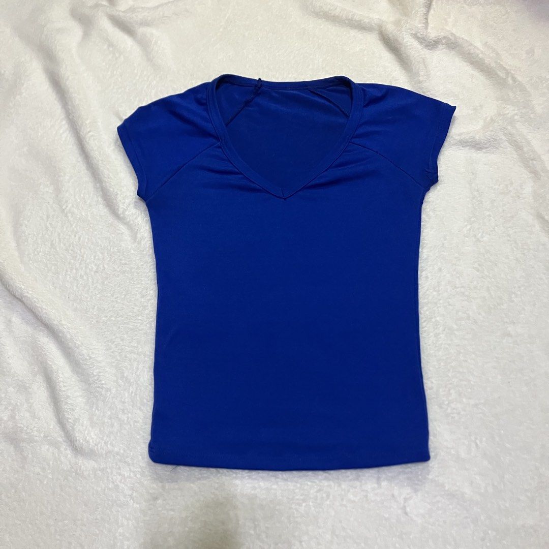 Women’s Tops (double lining) (Category: Others Tops) located in Malolos. Submitted by jadeybean_17 (Listing ID 1459567715, Image 2). Description: double lining tops, minimal design tops message me for flaws 100 each! some used some new.