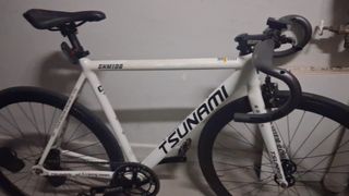 (Category: ) located in . Submitted by plsdonatefixieparts (Listing ID 1459586058, Image 1). Description: .