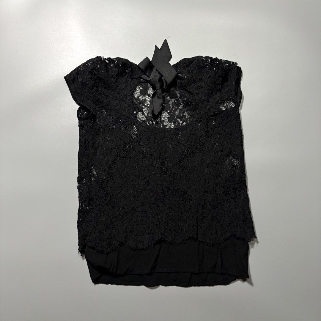 Y2K Abercrombie & Fitch (Category: Blouses) located in Tayabas. Submitted by tayabaskartell (Listing ID 1459623918, Image 2). Description: .