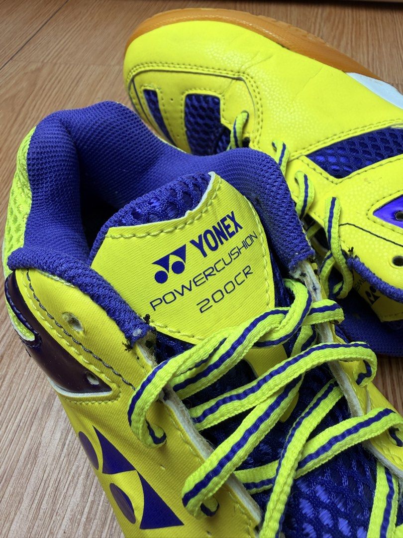 YONEX BADMINTON SHOES (Category: Casual Shoes) located in Quezon City. Submitted by plukreynei66769 (Listing ID 1459636944, Image 2). Description: Yonex power cushion 200CR Size: US 8 8.5/10 Condition For badminton & pickleball Pre- loved item. Please check all photos and details before purchasing. All sales are final..
