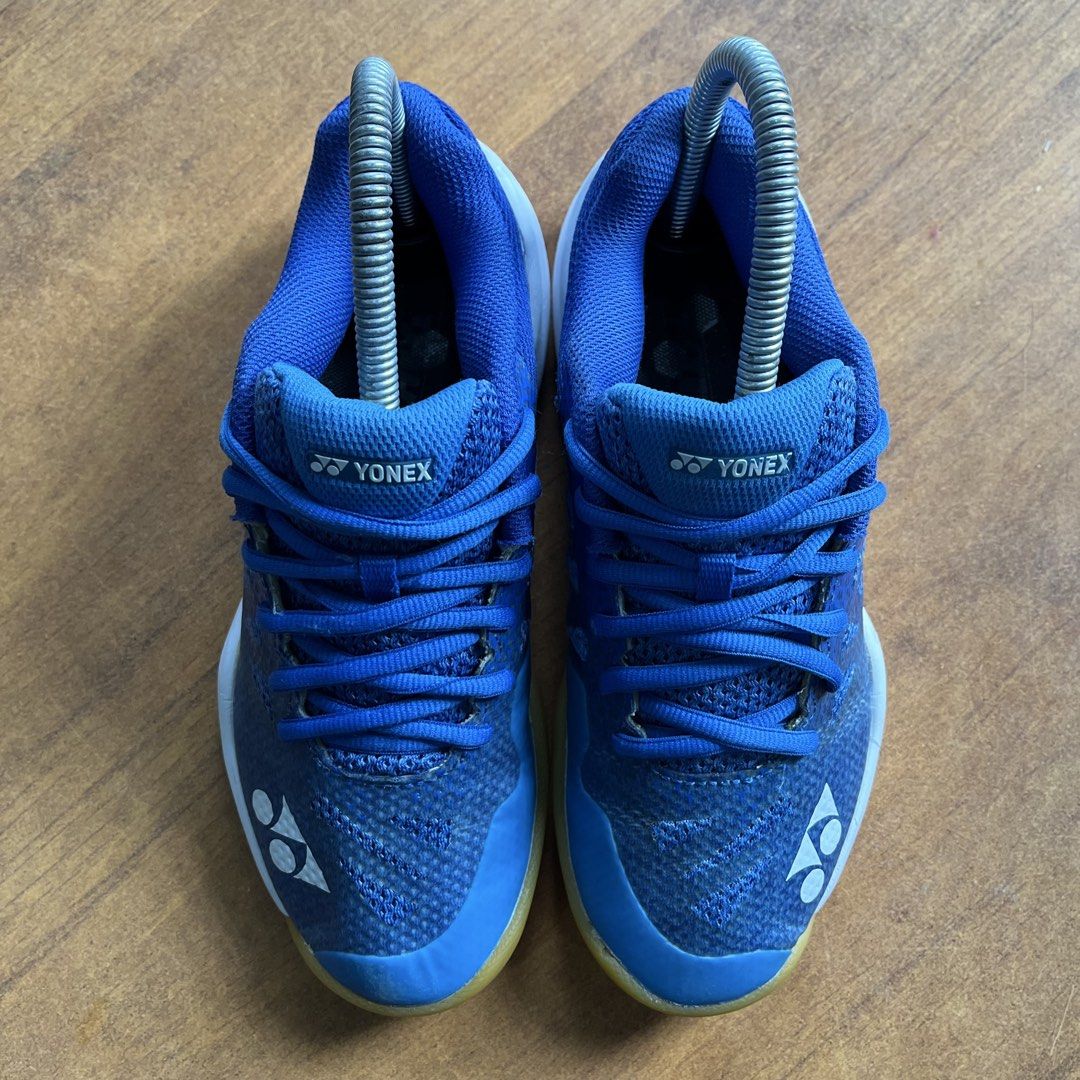 Yonex blue (Category: Sneakers) located in Polomolok. Submitted by thriftyl (Listing ID 1459553794, Image 2). Description: .