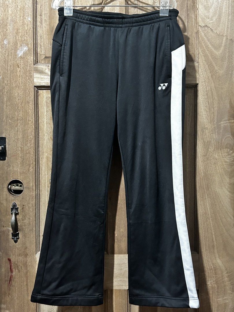 Yonex warm-up track pants (Category: Activewear) located in Bocaue. Submitted by whoopieeee (Listing ID 1459595158, Image 1). Description: Waist - 28 Length - 37 Leg opening- 9.5 No issue good condition.
