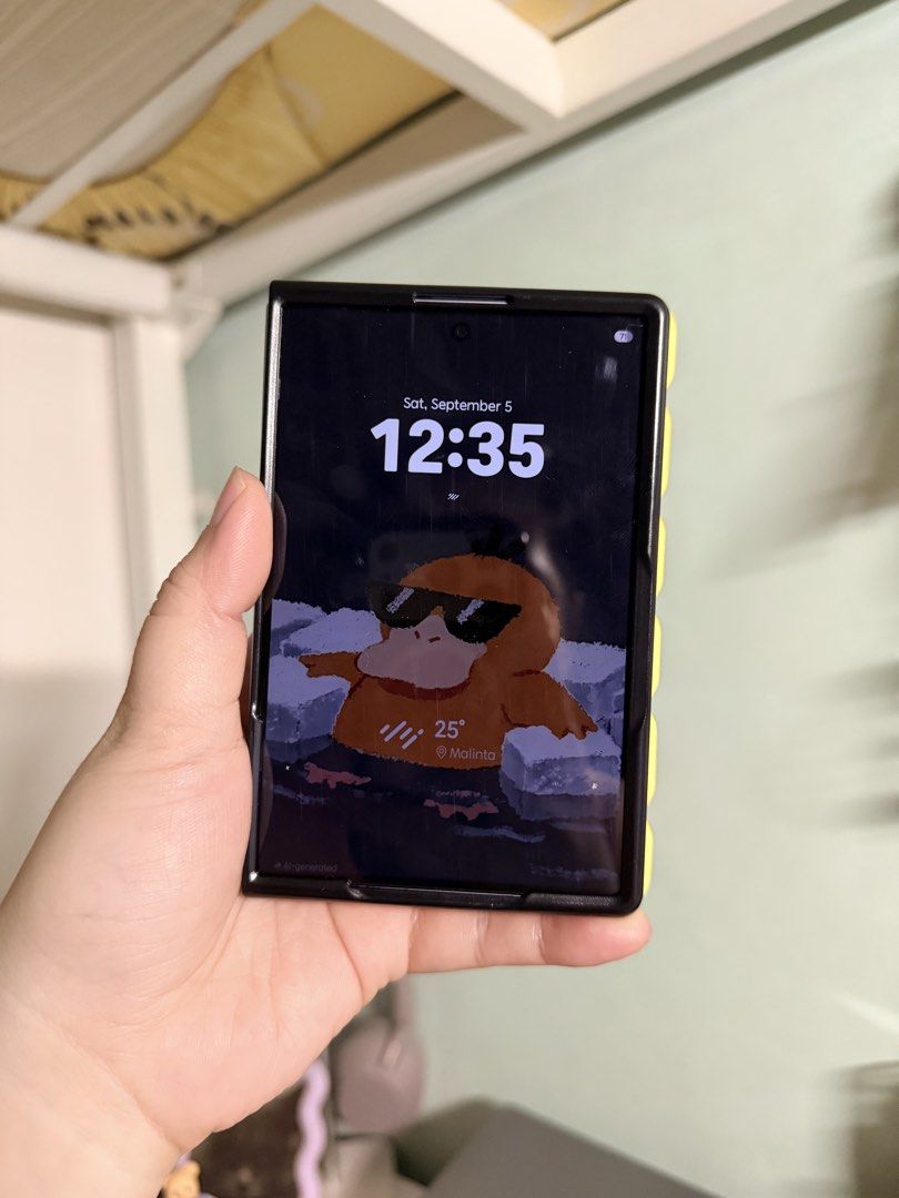 [Z Fold 8] Cute generic biscuit phone case (Category: Cases & Sleeves) located in Valenzuela. Submitted by heybuythiss (Listing ID 1459655977, Image 3). Description: Cute case No brand Has front border case, no hinge cover 📍 Valenzuela.