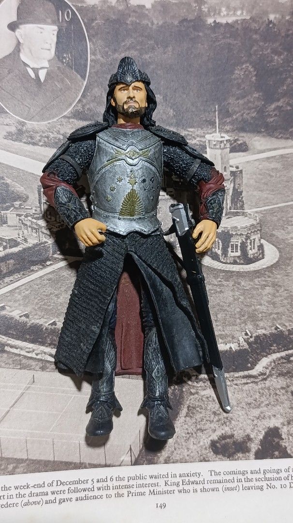 2003 Marvel Ent. Action Figure - Warrior Knight (Category: Figurines & Statues) located in Gingoog City. Submitted by ThePurpleBox (Listing ID 1459823942, Image 1). Description: LORD OF THE RINGS TOY BIZ ARAGORN KING OF GONDOR Figure only 380php✅ -Loose no cape and sword. - Good condition, tight joints Disclaimer: Listed items are vintage/pre-owned, which means they had a life before we found them. They may show evidence of that previous life; si