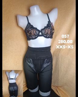 (Category: ) located in . Submitted by seducente.closet (Listing ID 1459823800, Image 1). Description: .