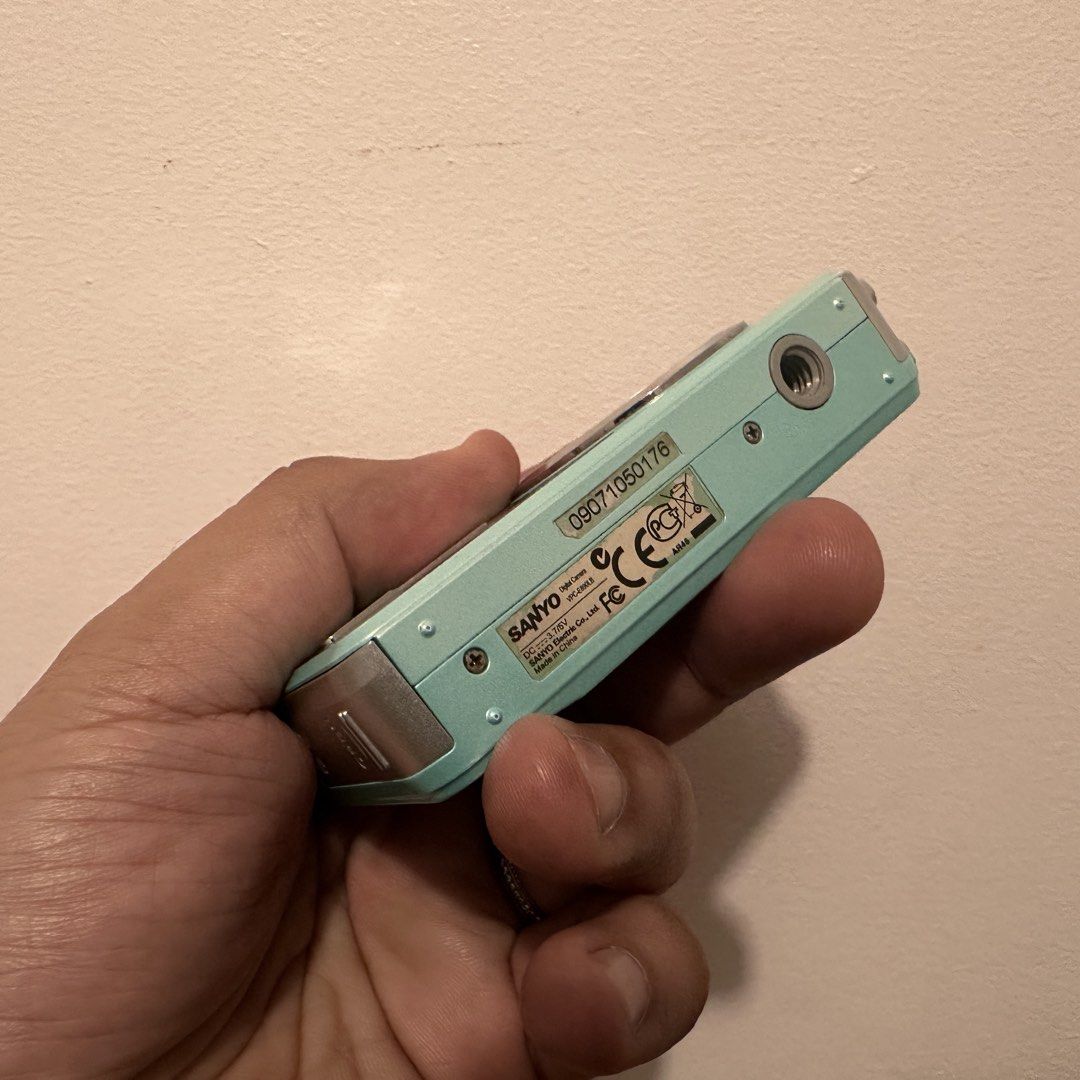 2nd Hand Sanyo E890 (8.1 Megapixels) – No Issue (Category: Cameras) located in Quezon City. Submitted by manila_segunda_mano (Listing ID 1459872833, Image 3). Description: 2nd Hand Sanyo E890 (8.1Megapixels) – No Issue Price: P3.8K Inclusions: • Unit (please zoom in/out for cosmetic details) • Battery • Charger • Strap Interested? Please send us a direct message for a faster transaction. Sample photos are available upon request. Thank you, admins