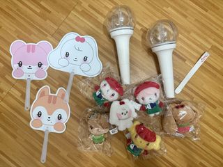 （分類：）位於 。 由 kpop.shop_kl 提交（商品編號 1459786781，圖片 1）。簡介： 。