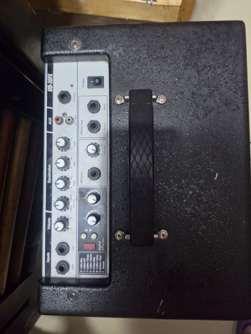 30Watts SD bass amplifier Ampteq brand (Category: Soundbars, Speakers & Amplifiers) located in Pasig City. Submitted by jenntbr (Listing ID 1458864063, Image 1). Description: SD bass amp. good as new..