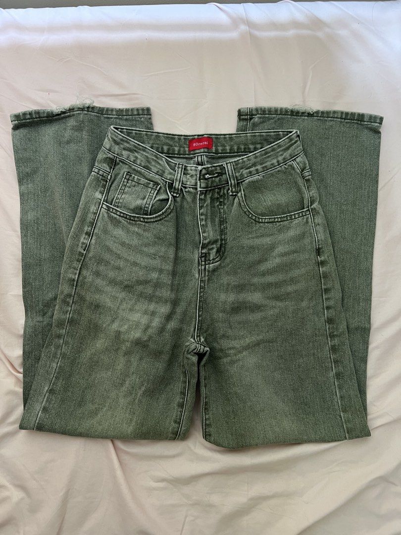 80RERAI OLIVE GREEN BAGGY PANTS (Category: Jeans) located in Manila. Submitted by coles.collection (Listing ID 1459772303, Image 2). Description: - brand: 80rerai - size; •w - 25-26 •l - 40 •r - 12 - ganda neto promise, mahaba lang talaga sakin kaya di ko nagagamit.