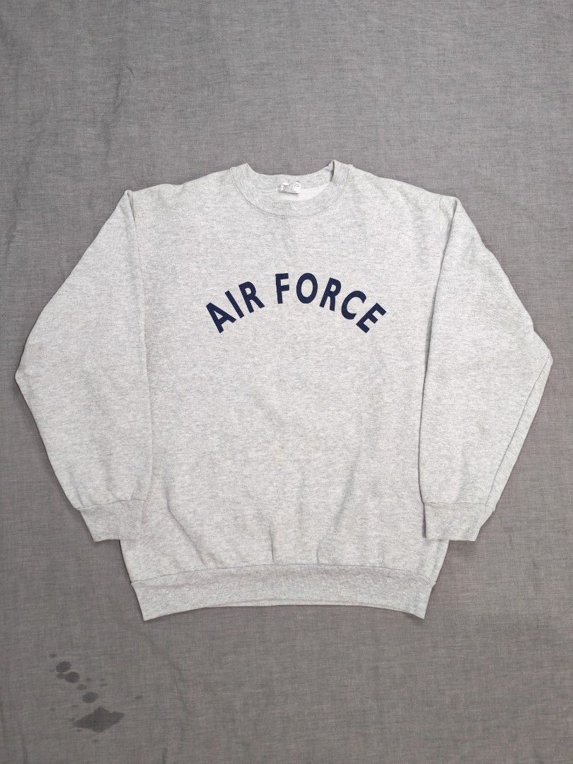 90s us air force crewneck sweatshirt (Category: Coats, Jackets and Outerwear) located in Baguio. Submitted by used_clothing2600 (Listing ID 1459727522, Image 1). Description: 90s us air force crewneck sweatshirt made in USA size small verygood condition minimal signs of usage pit to pit 22 length 26.5 1000.