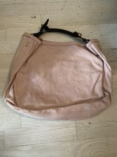 （分類：）位於 。 由 happyrabbit_cat 提交（商品編號 1459730817，圖片 1）。簡介： 。