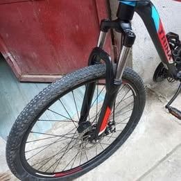 🚴 TRINX M100 – 26er 🚴 (Category: Bicycles) located in Caloocan City. Submitted by livedog_de0484 (Listing ID 1459730012, Image 3). Description: ✨ GOOD CONDITION 🔹 Frame: Alloy with Internal Cabling 🔹 Speed: 3x7 Speed (21-Speed) 🔹 Shifter/RD: Shimano Tourney 🔹 Brakes: Hydraulic Disc Brakes 🔹 Tires: Kenda 🎁 FREE ACCESSORIES Available when purchased at the regular, non-negotiable price of ₱5,900: 🔒 Bike Lock | 🎒 Small Pouch | ⛑️ Helmet | �