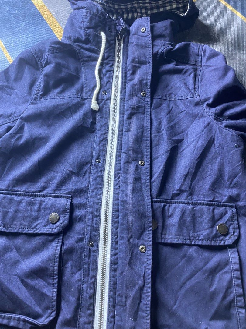 Abercrombie and Fitch jacket&coat (Category: Coats, Jackets and Outerwear) located in Tacurong. Submitted by _markus (Listing ID 1459721639, Image 3). Description: Dimes W23 L27 Good condition No issue 1500 freeship.