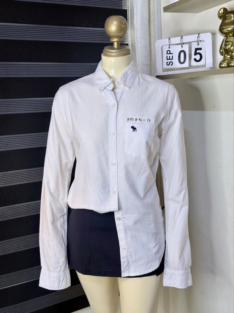 ABERCROMBIE COTTON LONGSLEEVES(A93) (Category: Longsleeves) located in Bulacan. Submitted by nicolaiscloset (Listing ID 1459813445, Image 3). Description: .