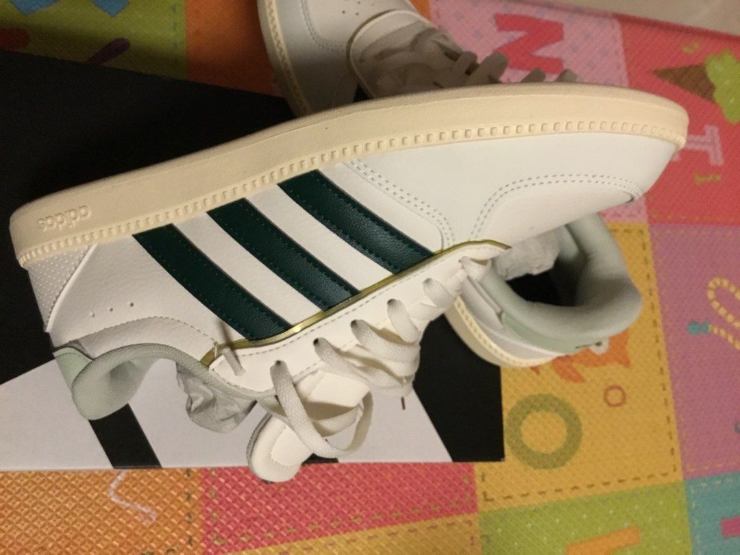 Adidas （分類：波鞋）位於 Hong Kong。 由 greedies 提交（商品編號 1459892721，圖片 5）。簡介： 全新有單 https://www.adidas.com.hk/en/breaknet-sleek-shoes/JQ8259.html。