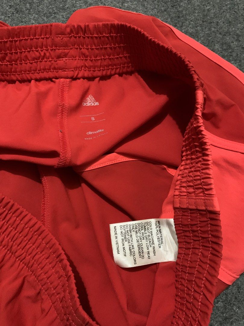 Adidas Sportswear Shorts (Category: Shorts) located in Cebu City. Submitted by famadoralt28669 (Listing ID 1459734948, Image 3). Description: Excellent condition Small 30-34x11.5 Price + sf Details posted Dm📥.