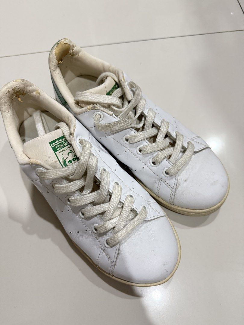 Adidas Stan Smith Size US 6 (Category: Sneakers) located in Caloocan City. Submitted by ai_declutter (Listing ID 1459818075, Image 3). Description: Nakatambak kaya naluma pero needs cleaning lang.