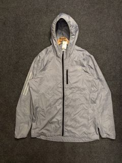(Category: ) located in . Submitted by bsb.streetluxvintage.clothing (Listing ID 1459788752, Image 1). Description: .