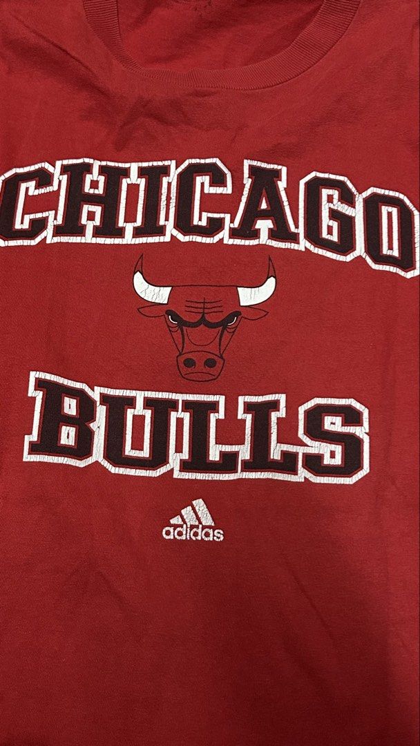Adid*s x chicago bulls tee (Category: Tshirts & Polo Shirts ) located in Manila. Submitted by paulovenegaskalakal2020 (Listing ID 1459764633, Image 2). Description: For sale! Kalakal Ad*das x Chicago bulls tee 2000's adidas official merch printed tag Large- 21 width x 30.5 length inches Good fade Crack prints Stain & pinholes Sign of usage Good MINE 899 +sf.