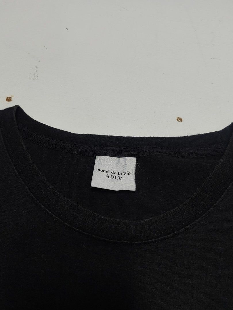 ADLV TSHIRT (Category: Tshirts & Polo Shirts ) located in Tumauini. Submitted by znernatpiece (Listing ID 1459821862, Image 3). Description: ADLV TSHIRT ACTUAL DIMENSIONS ON PICTURES NO ISSUE +SF.