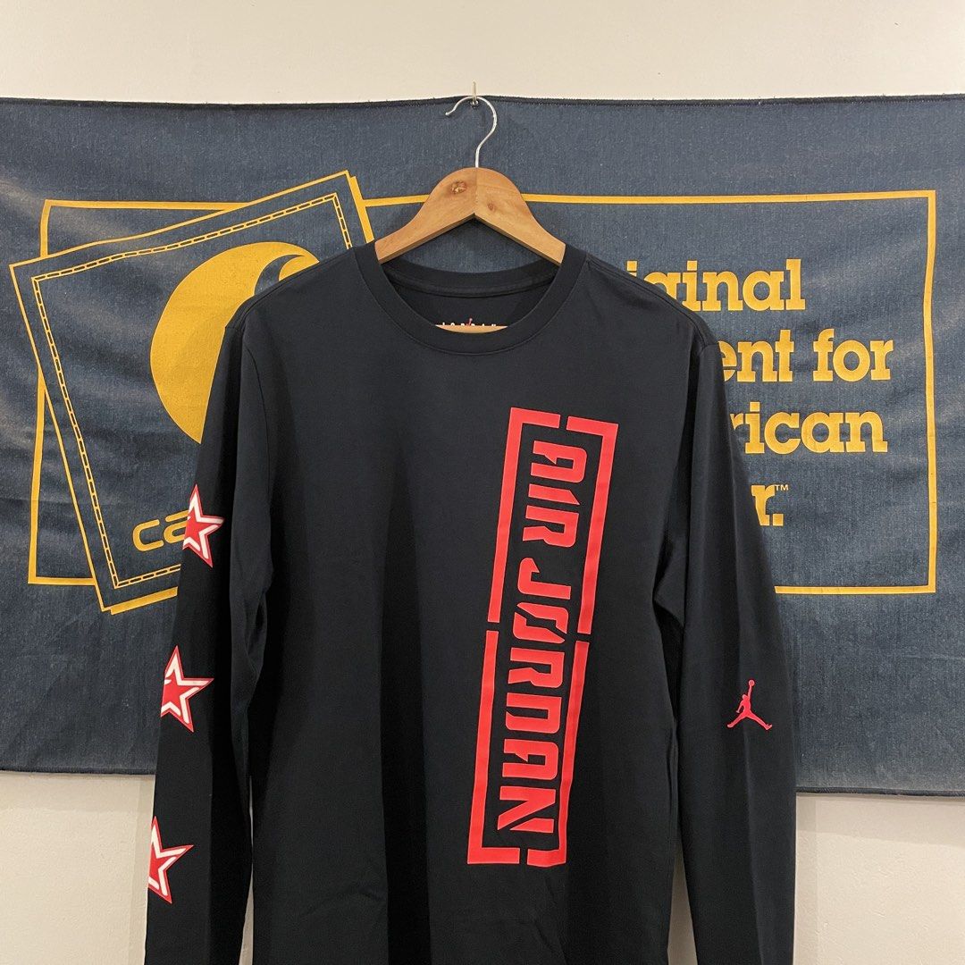 Air Jordan Longsleeves (Category: Tshirts & Polo Shirts ) located in Goa. Submitted by jackedstuff (Listing ID 1459834552, Image 2). Description: No issues Medium 29 length 20.5 width.