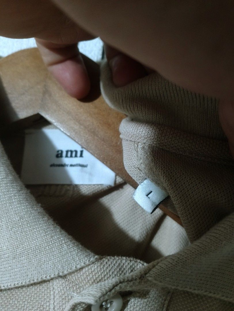 Ami (Category: Tshirts & Polo Shirts ) located in Iligan City. Submitted by jh_pr0 (Listing ID 1459768933, Image 3). Description: Āmï Good as new Dimes: 20x29 Color rate: 10/10 No issue Mine: 1k+sf.