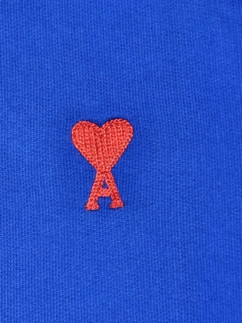 Ami Paris Sweater (Category: Coats, Jackets and Outerwear) located in Manila. Submitted by plonlineclothing (Listing ID 1459750243, Image 3). Description: Ami Paris Sweater in Royal Blue (OFF) Size M on tag W: 21.5 inches L: 26-27 inches No issues .