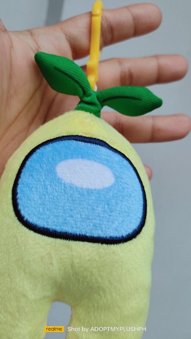 Among Us, Yellow Plush Bag Clip (Category: Plushies & Soft Toys) located in Taguig. Submitted by adopt.my.plush.ph (Listing ID 1459847194, Image 2). Description: .