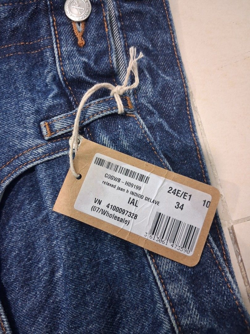 A.P.C pants (Category: Announcements) located in Manila. Submitted by carlitoboh66625 (Listing ID 1459748489, Image 3). Description: A.P.C pants brand new width 18 length 47 hem 9 Price 850.