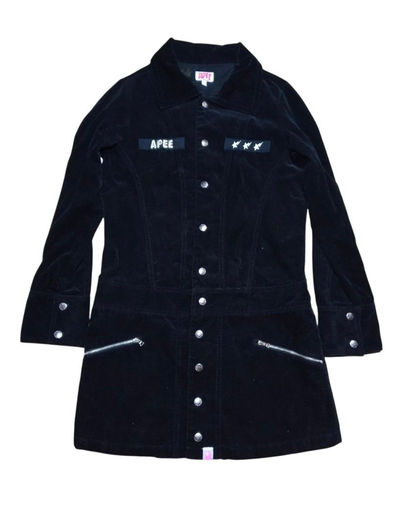 APEE by "A Bathing Ape" Corduroy Coat (Category: Coats, Jackets and Outerwear) located in Mandaue City. Submitted by chaseandchast (Listing ID 1459895651, Image 1). Description: APEE by "A Bathing Ape" Corduroy Coat Width - 19 Length - 34 Excellent to new condition No issue plus shipping fee.