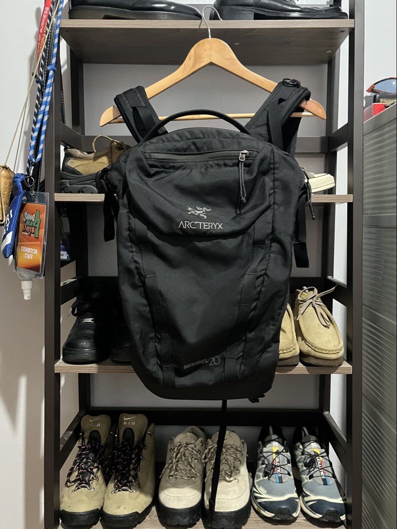 Arcteryx Spear20 Backpack (Category: Backpacks) located in Calamba. Submitted by justtosellv2 (Listing ID 1459810503, Image 1). Description: sign of usage.