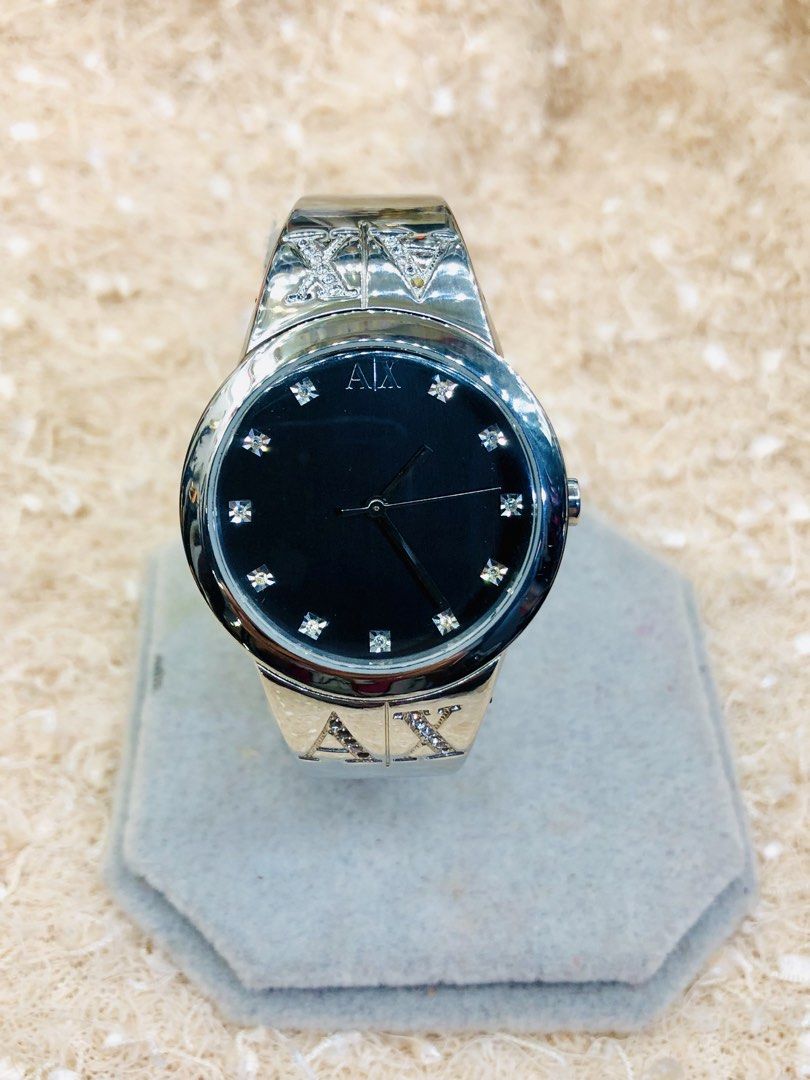 Armani Exchange (Category: Women's Watches) located in Cavite. Submitted by onstuffs_19 (Listing ID 1459857336, Image 3). Description: .