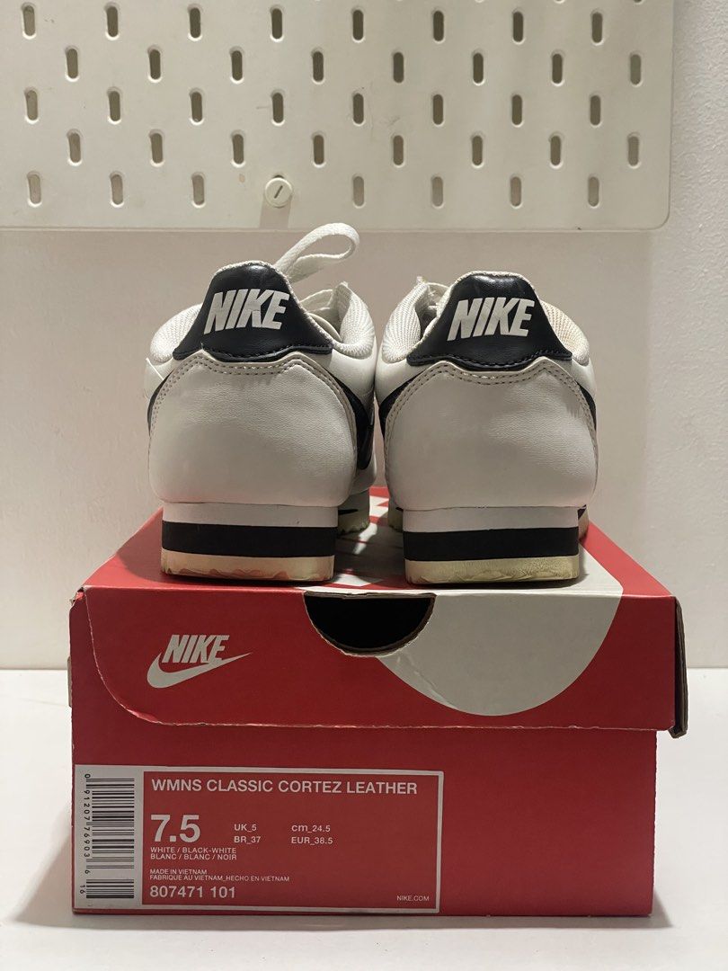 [AUTH] Nike — Cortez Leather Black/White (Category: Sneakers) located in Quezon City. Submitted by _panceke (Listing ID 1459808187, Image 1). Description: > Authentic > fits Womens 7 to 8 kasya > UK 5 - EUR 38.5 - 24.5 CM > No major issues, just minimal signs of usage > comes with box and can pass as new ngl rfs: decluttering .