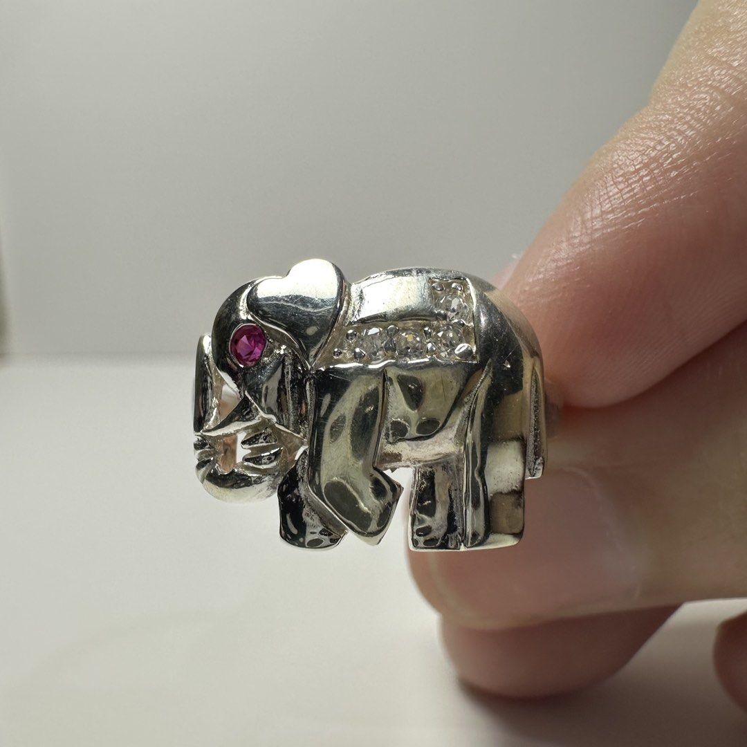 authentic elephant silver ring 3.1g (Category: Rings) located in Pakil. Submitted by primrosehearts (Listing ID 1459778819, Image 1). Description: authentic 925 italy silver with stamping hypoallergenic stones are untested! size: 7 grams: 3.1g.