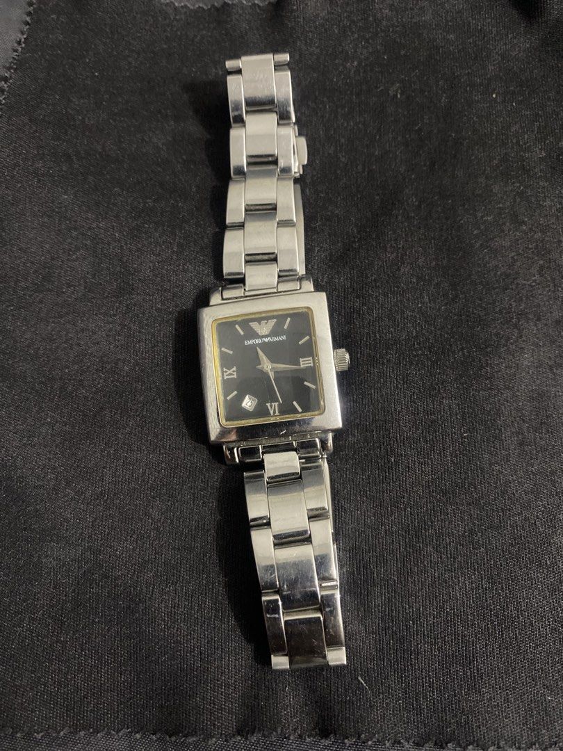 AUTHENTIC EMPORIO ARMANI (AR-5304) (Category: Women's Watches) located in Santa Rosa. Submitted by jiminloi (Listing ID 1459751839, Image 2). Description: Authentic Emporio Armani watch for women -no battery BIÑAN LAGUNA LOCATION.