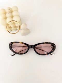 (Category: ) located in . Submitted by myluxe.manila (Listing ID 1459816476, Image 1). Description: .