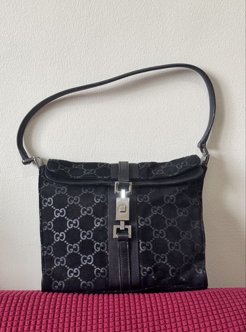 Authentic Gucci Suede Jackie bag (Category: Luxury Bags & Wallets) located in Quezon City. Submitted by iam.me09 (Listing ID 1455364845, Image 1). Description: 1997 Tom Ford Gucci GG- kili kili bag suede Jackie 💯 authentic Dimension: H: 8” W: 9” D: 2.5” Spacious as it expands Flaws: inner zipper replaced No inclusions ** As seen in pic** RFS: Spring Cleaning. All bags posted are my personal collection. MOP: GCASH / BPI SF: vJ&T / Lalamove / Grab