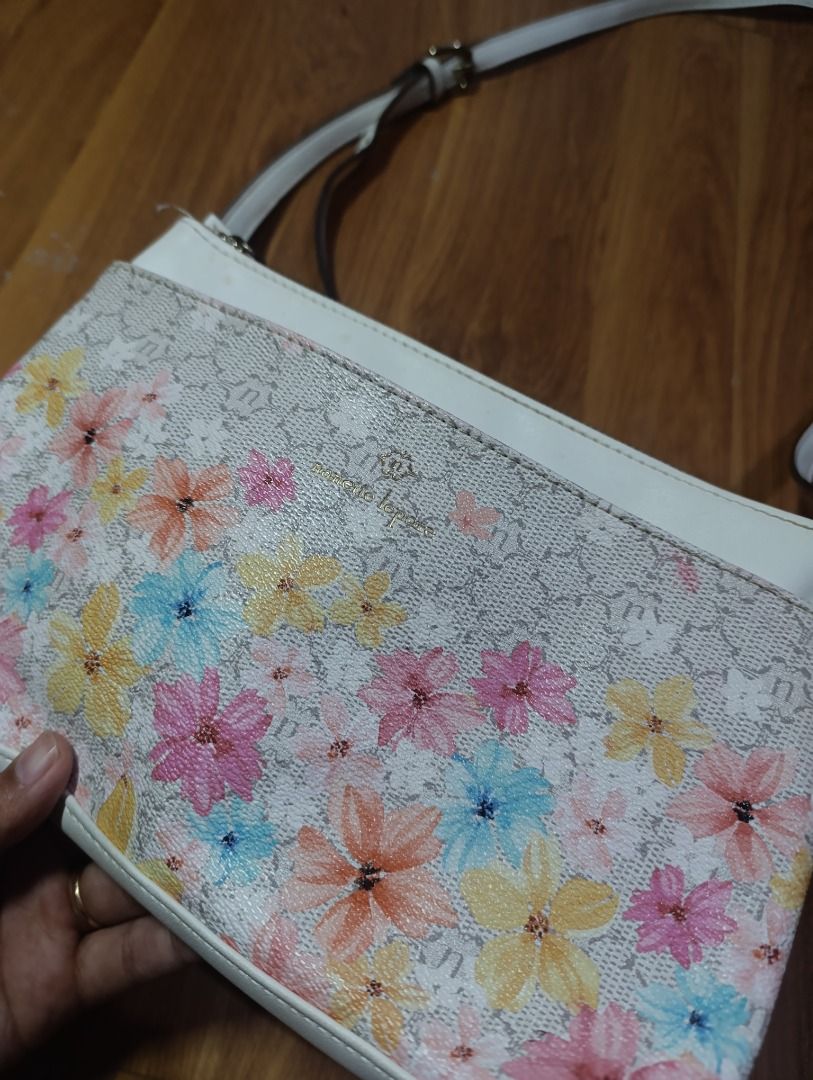 Authentic Nanette Lepore Crossbody Bag (Category: Shoulder Bags) located in Bulacan. Submitted by koritooo (Listing ID 1459729409, Image 2). Description: Authentic Nanette Lepore Crossbody Bag Good as new no issue .