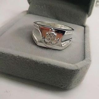 (Category: ) located in . Submitted by pulzerasjewelry (Listing ID 1459753280, Image 1). Description: .