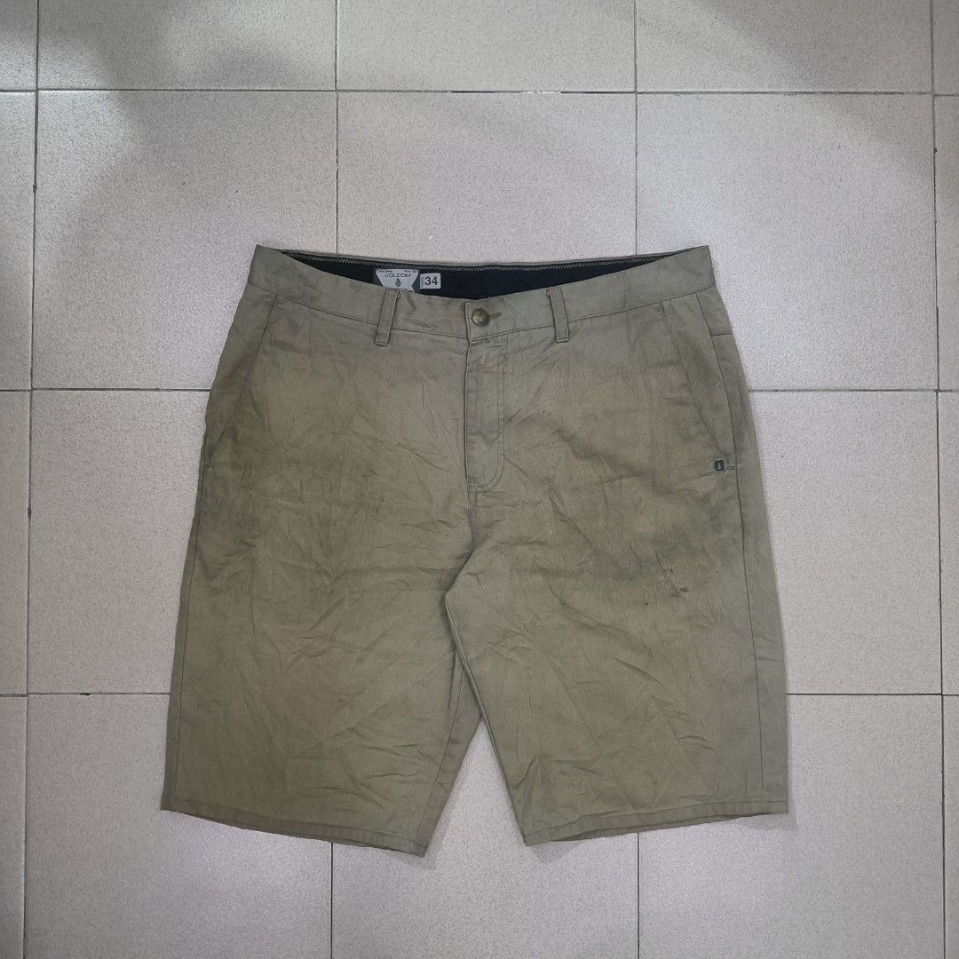 Authentic Volcom Workwear and Chino Skate Shorts (Category: Chinos) located in Mabalacat. Submitted by ikballl030526 (Listing ID 1459822344, Image 2). Description: Volcom Workwear/Skate Chino Shorts • Brand: Volcom • Tag Size: 34 (Measures 35" actual waist) • Color: Khaki / Tan • Features: Clean chino design, signature Volcom stone logo pin detail on front pocket, durable twill fabric [Measurements] • Waist: 34" on tag (35" actual tape measure) •